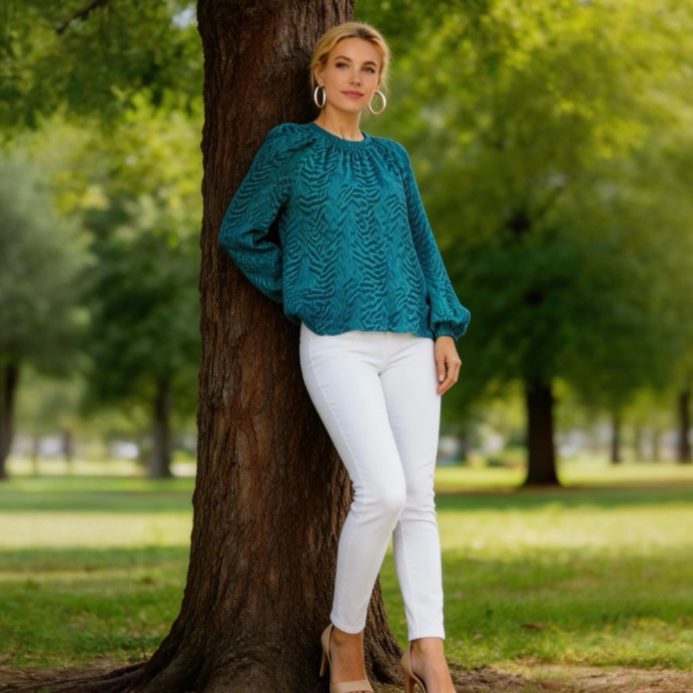 Lilly Pulitzer Caline Metallic Teal Bay Silk Swirl Clip Glitter Top - Picture 4 of 9